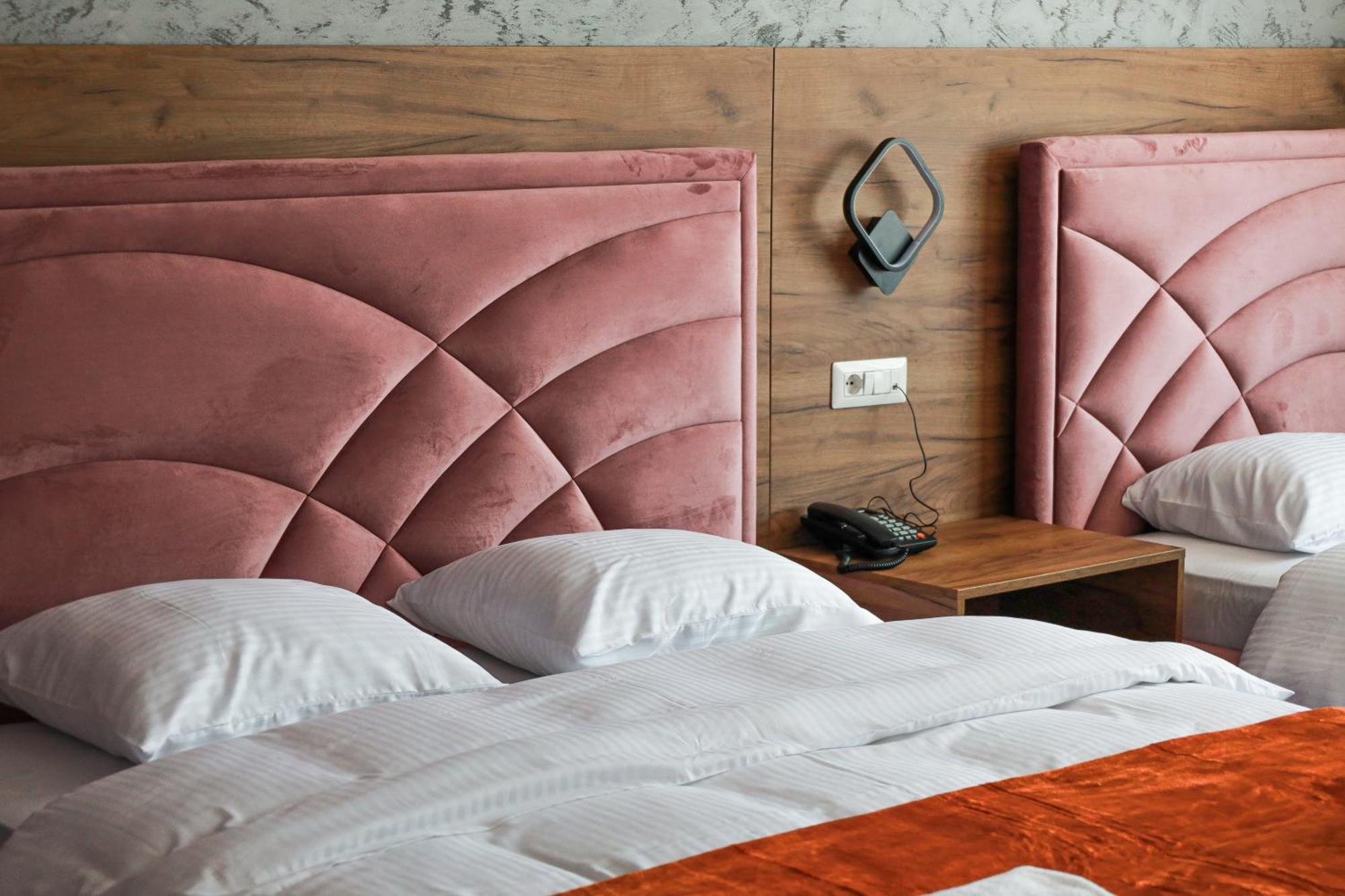 Nafron Hotel Prizren Eksteriør bilde