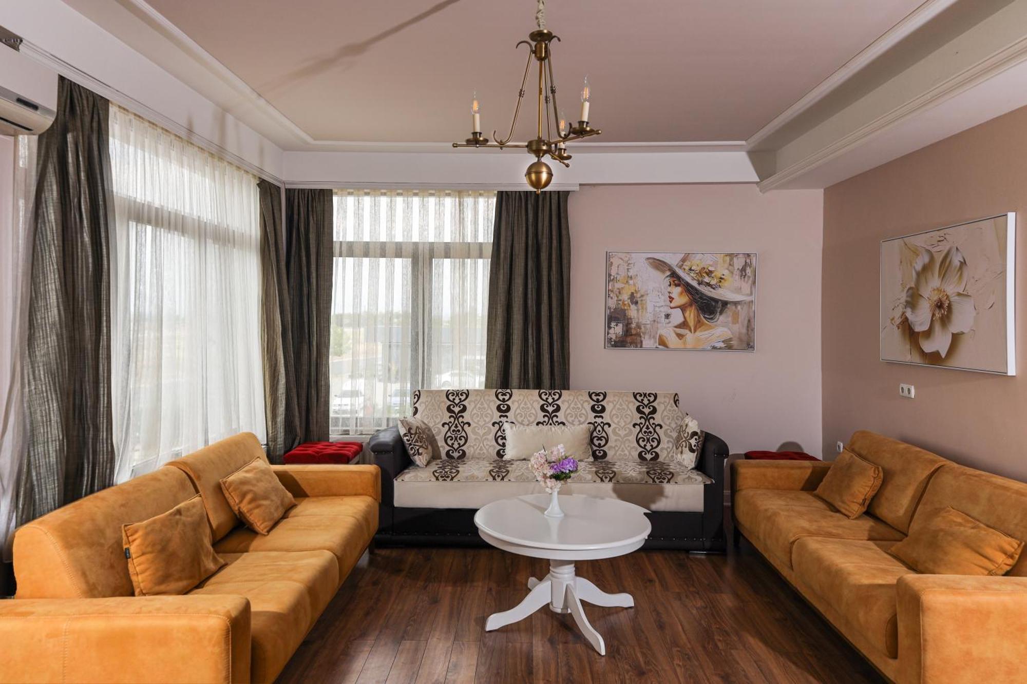 Nafron Hotel Prizren Eksteriør bilde