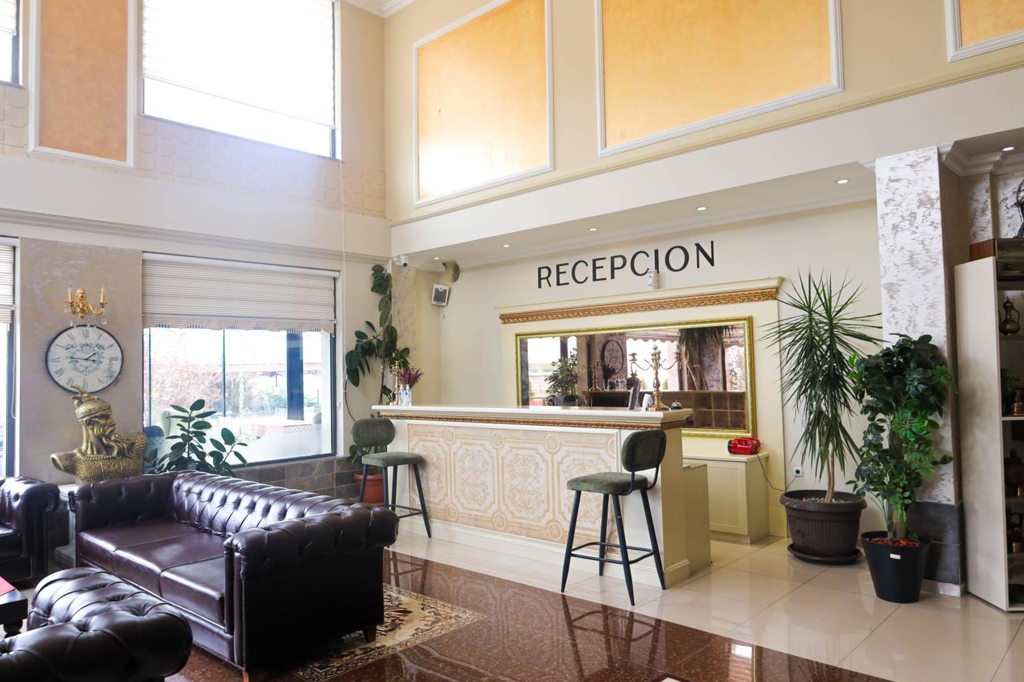Nafron Hotel Prizren Eksteriør bilde